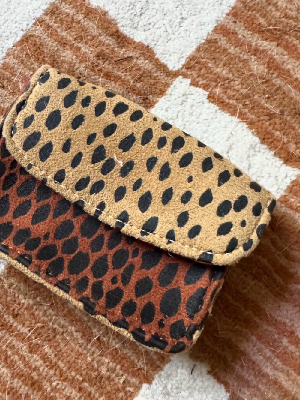 Vintage Leopard Print Mini Coin Pouch